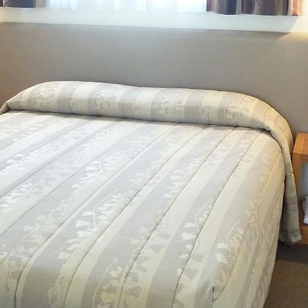Colonial Inn Motel Christchurch Esterno foto