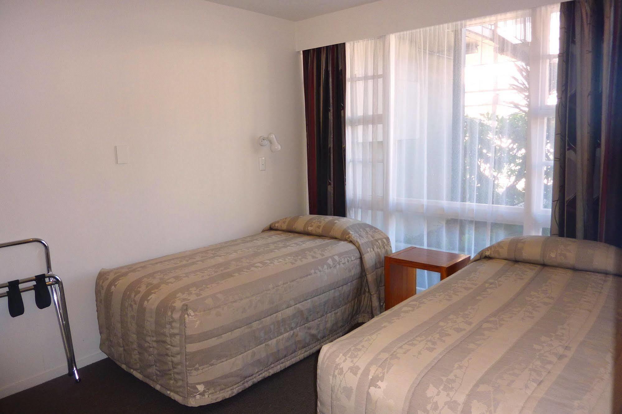 Colonial Inn Motel Christchurch Esterno foto