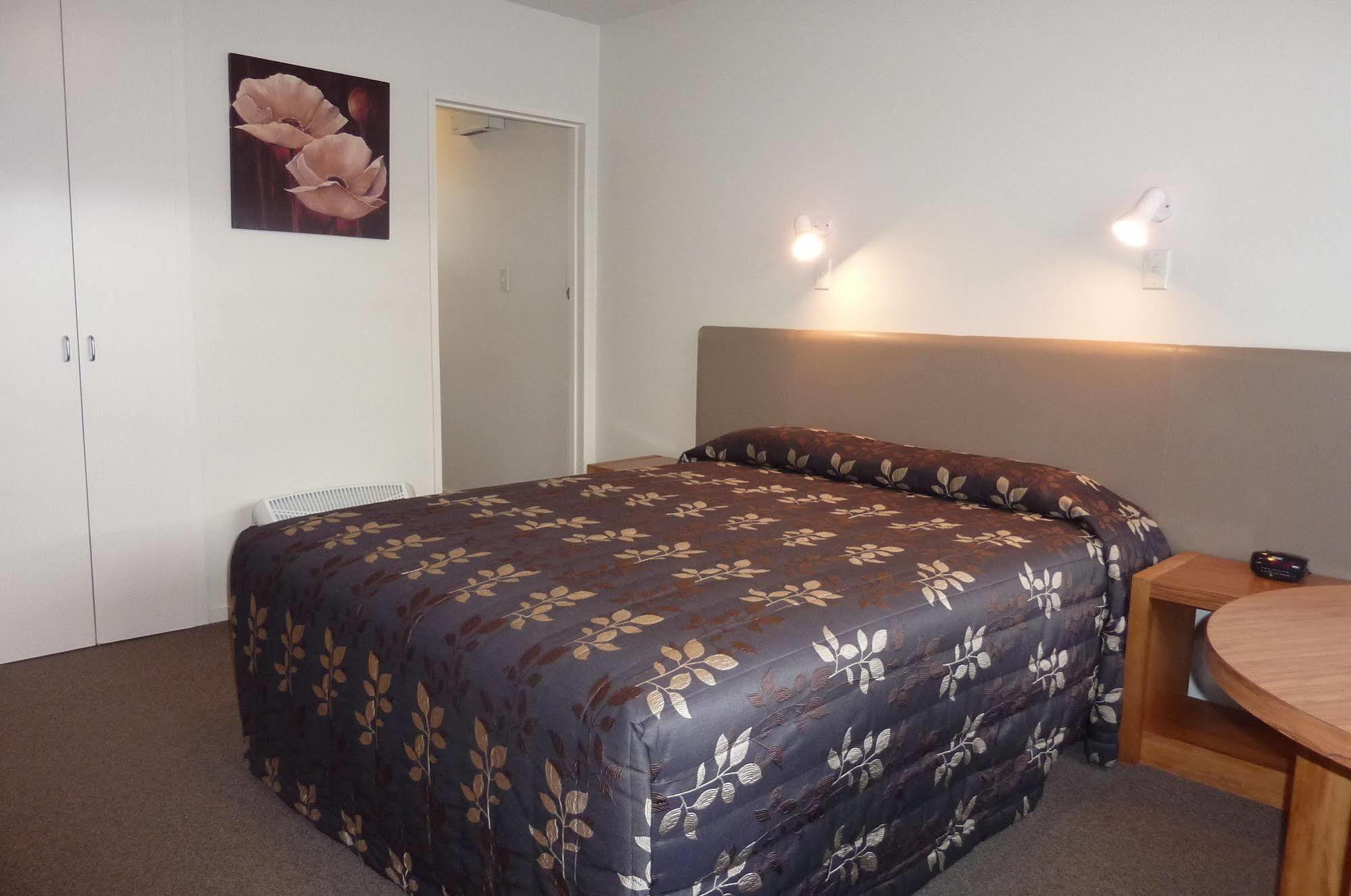 Colonial Inn Motel Christchurch Esterno foto